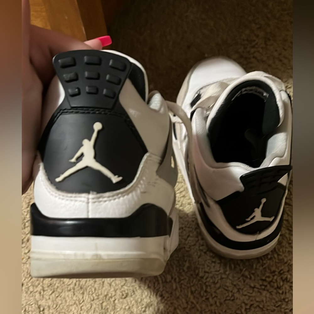 Military Black Jordan 4’s size 8.5 women’s